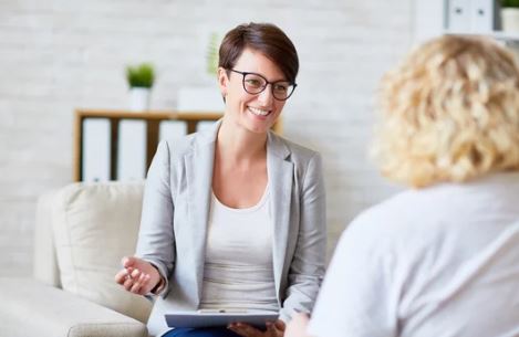 woman in psychologists session with woman psychologist